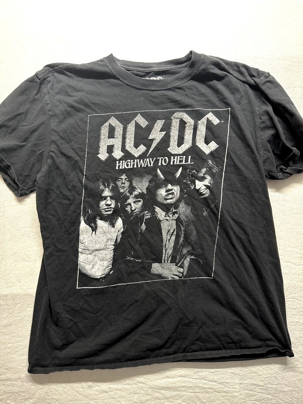AC/DC Highway to Hell Album Cover Graphic Tee Black XL